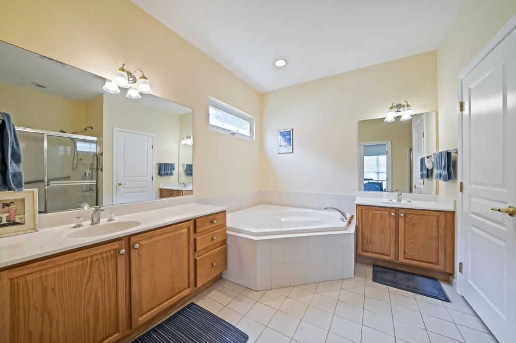 105 Louden Loop Mount Sinai NY 11766