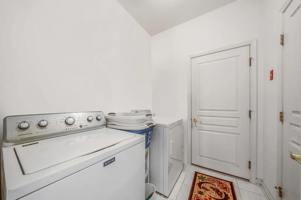 105 Louden Loop Mount Sinai NY 11766