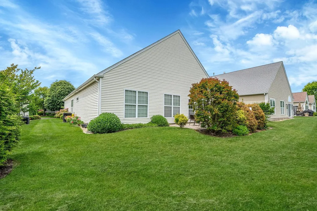 105 Louden Loop Mount Sinai NY 11766