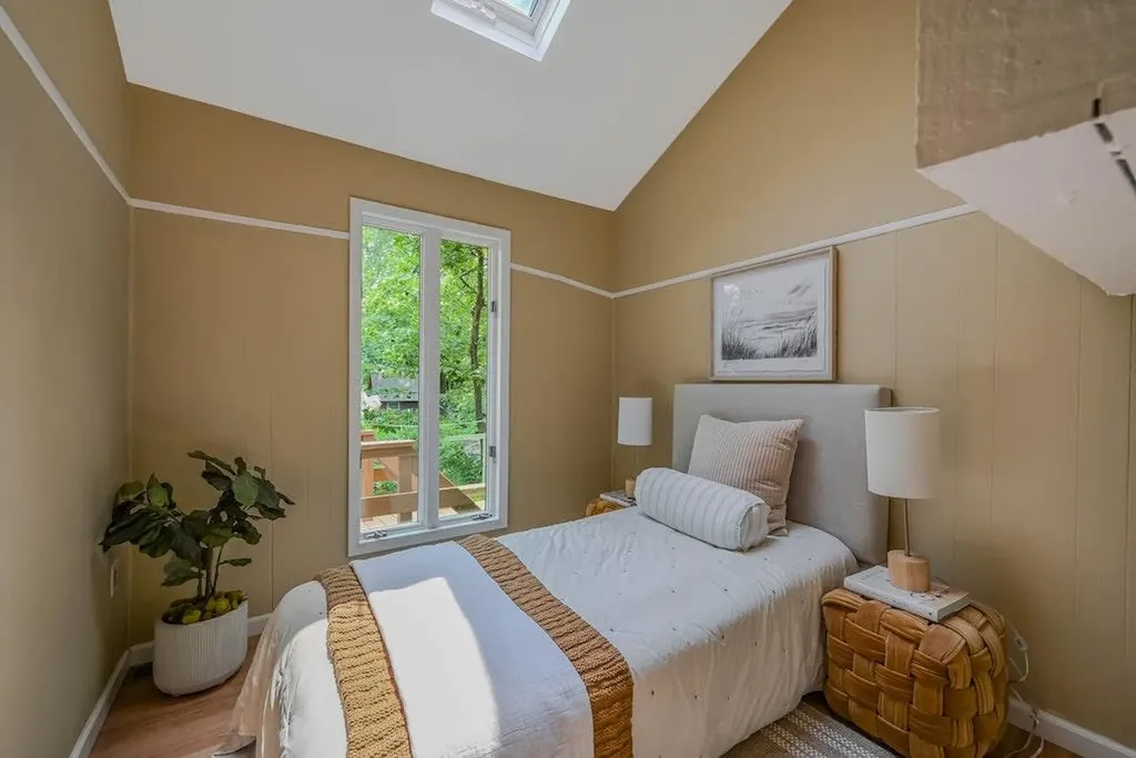 10 Maple Avenue Setauket NY 11733