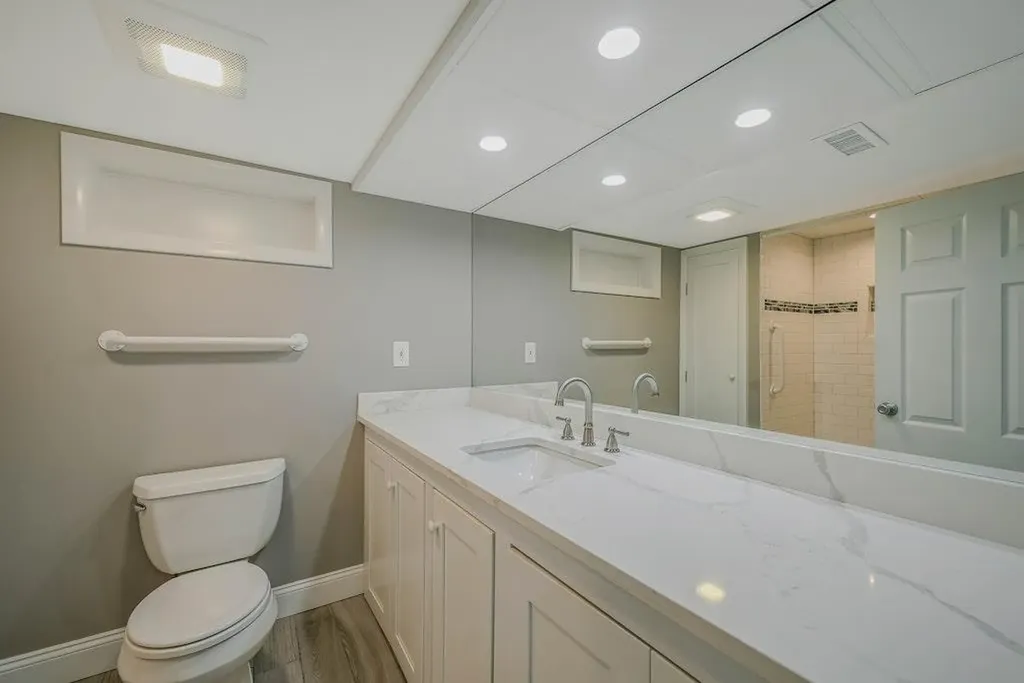 10 Maple Avenue Setauket NY 11733