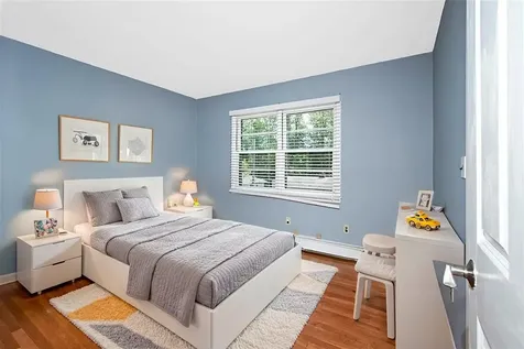 15 Puritan Drive Scarsdale NY 10583