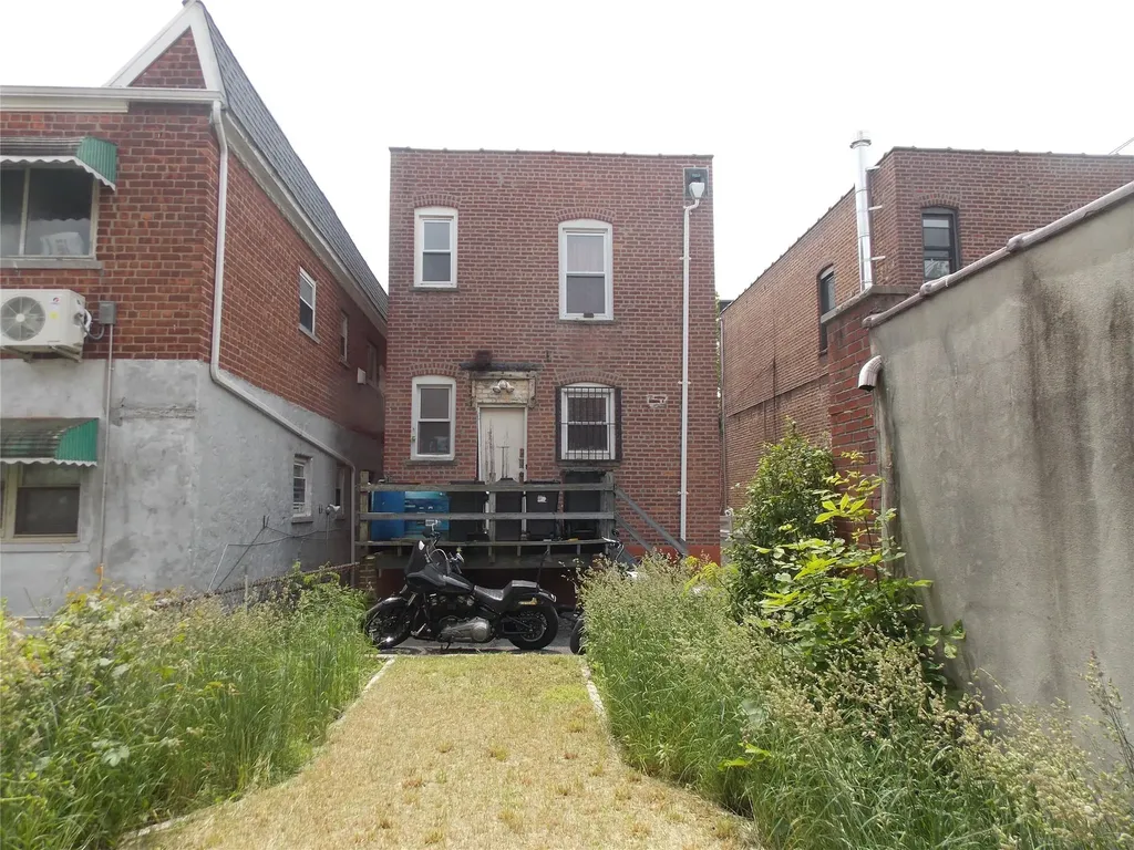 1777 Edenwald Avenue Bronx NY 10466