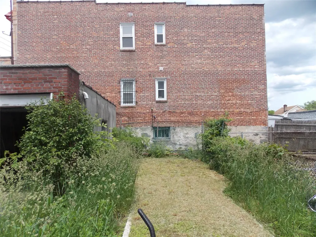 1777 Edenwald Avenue Bronx NY 10466