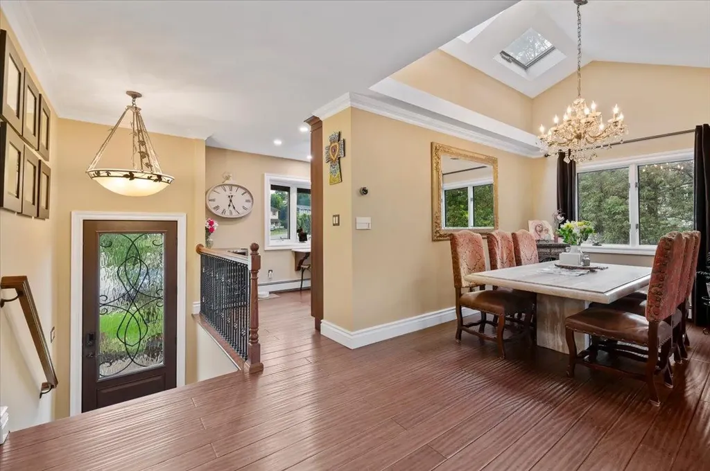 3 Knight Lane Kings Park NY 11754