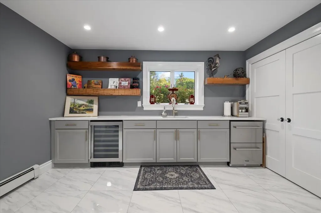 3 Knight Lane Kings Park NY 11754