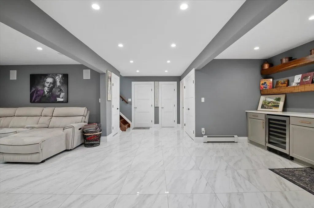 3 Knight Lane Kings Park NY 11754