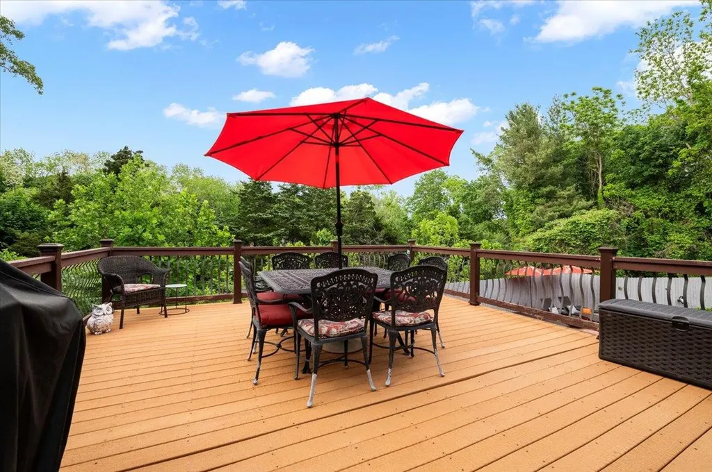 3 Knight Lane Kings Park NY 11754