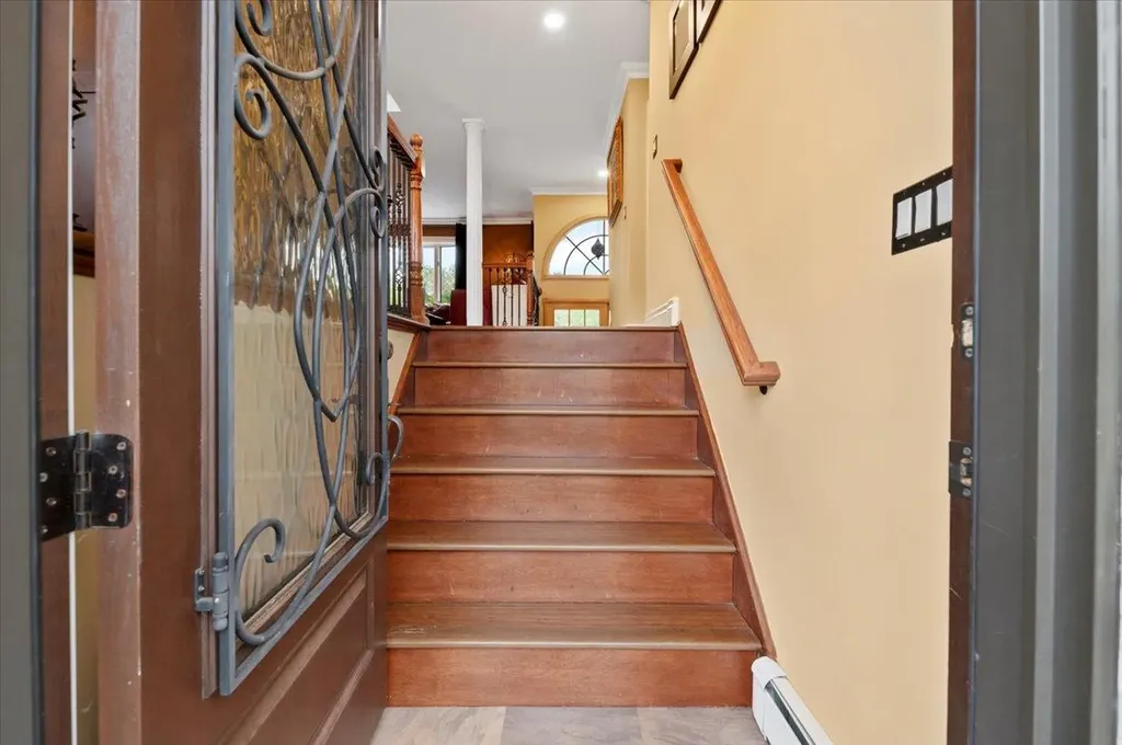 3 Knight Lane Kings Park NY 11754