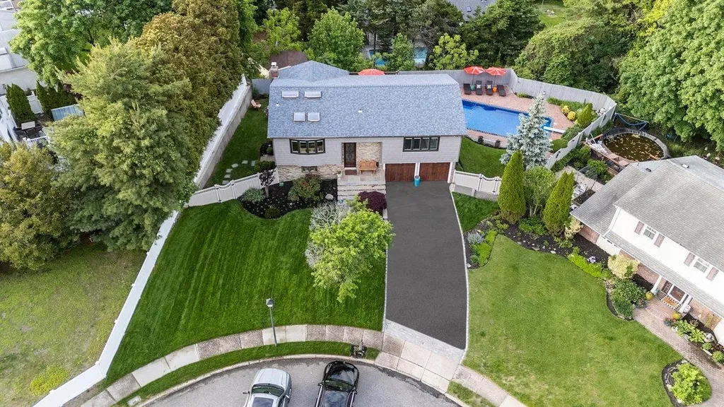 3 Knight Lane Kings Park NY 11754