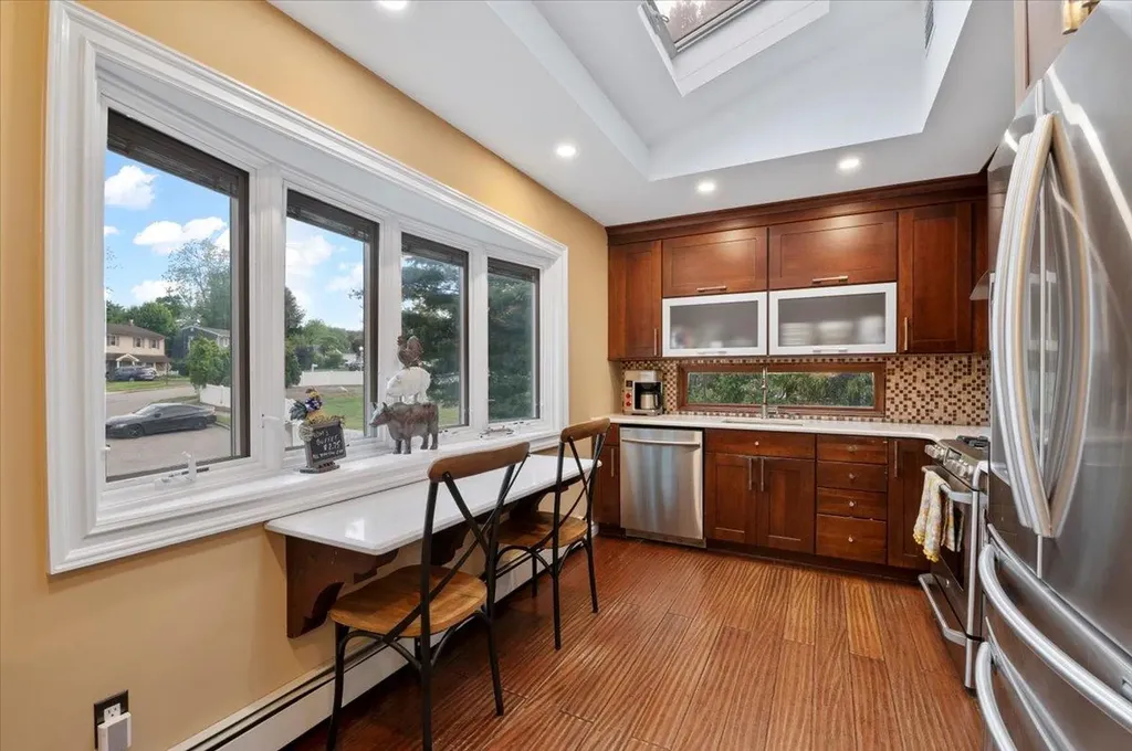 3 Knight Lane Kings Park NY 11754