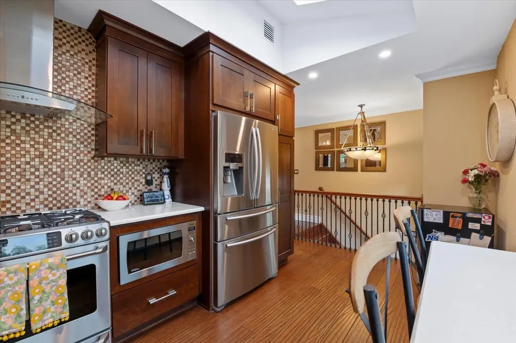 3 Knight Lane Kings Park NY 11754
