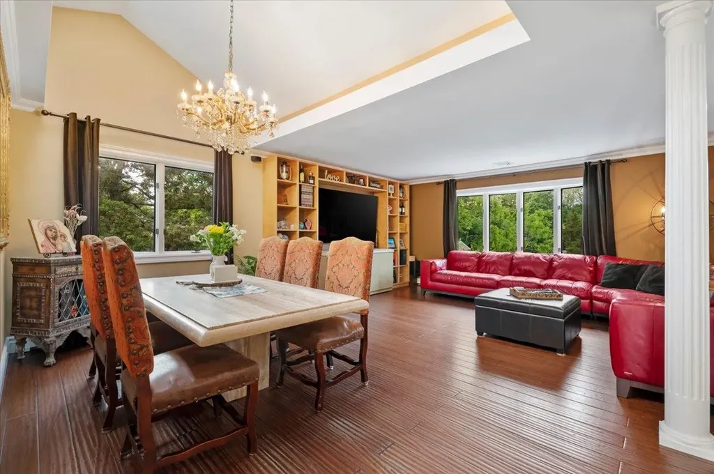 3 Knight Lane Kings Park NY 11754