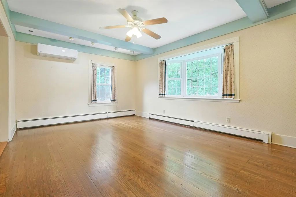 375 Quaker Road Chappaqua NY 10514