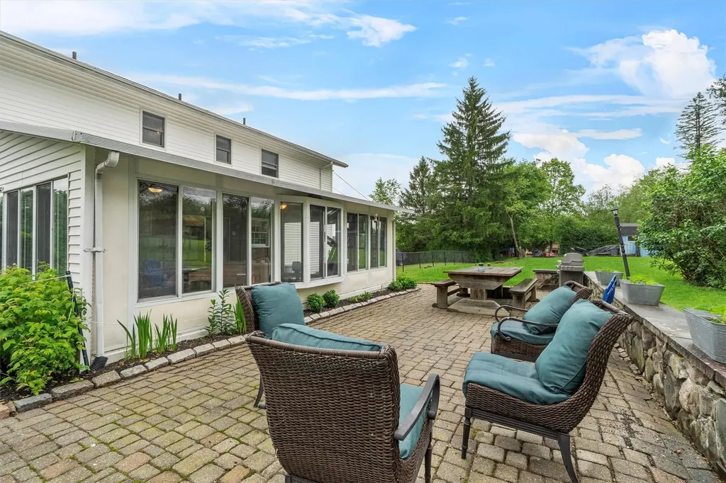 21 Hilo Drive Campbell Hall NY 10916
