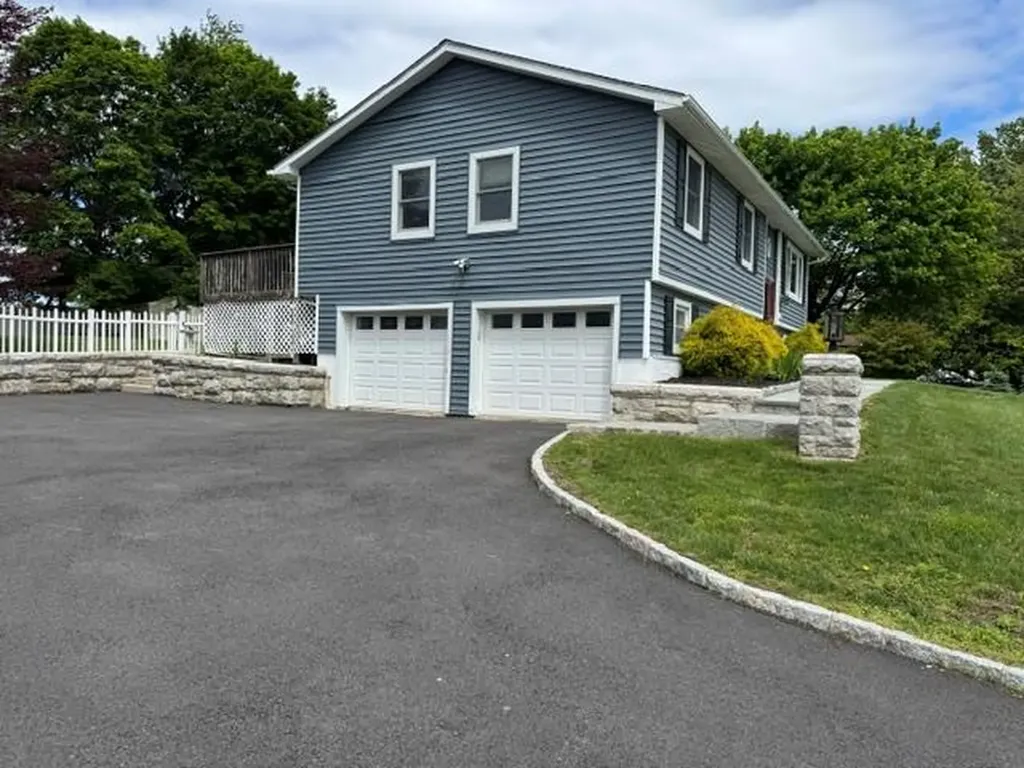 21 Overlook Drive Newburgh NY 12550