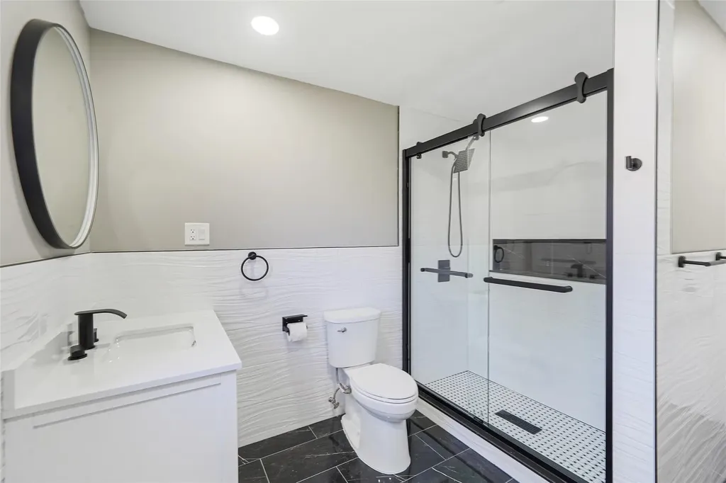 71 Cinnamon Street Central Islip NY 11722