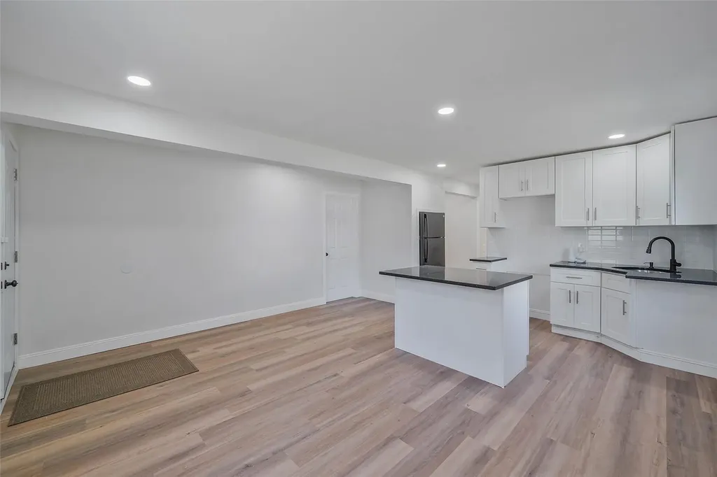71 Cinnamon Street Central Islip NY 11722