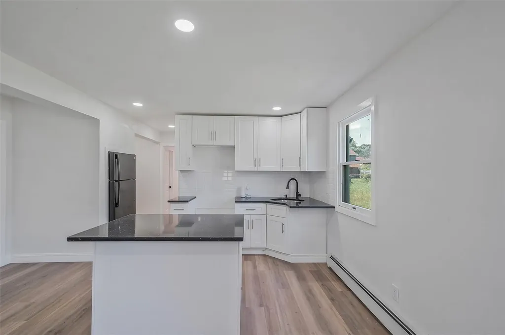 71 Cinnamon Street Central Islip NY 11722
