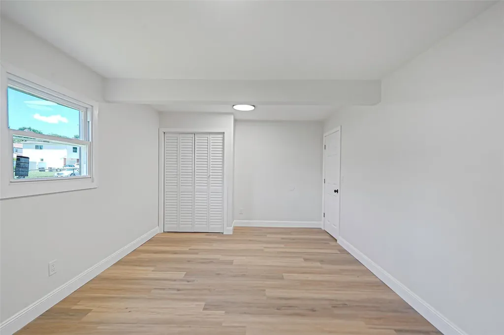 71 Cinnamon Street Central Islip NY 11722