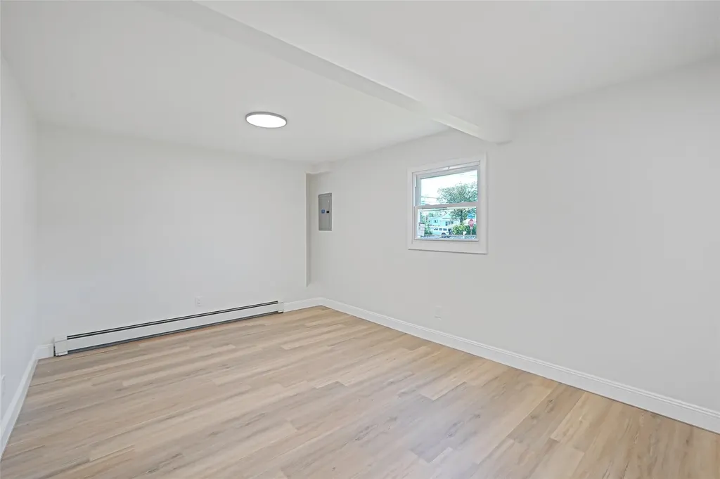 71 Cinnamon Street Central Islip NY 11722