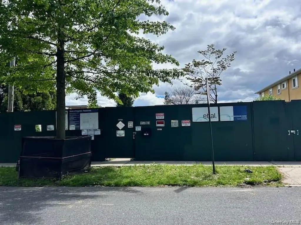157-60 12th Road Whitestone NY 11357