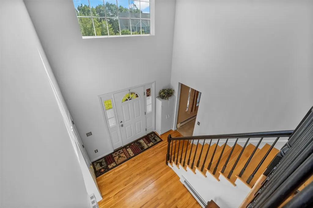 27 Salk Drive Highland NY 12528