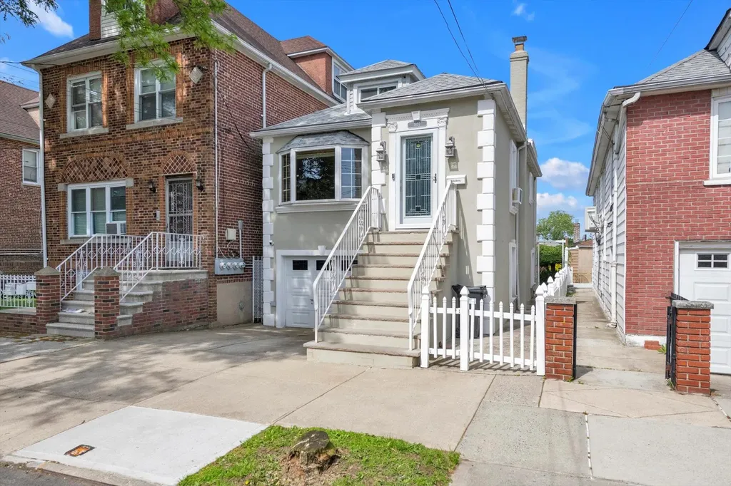 1627 Research Avenue Bronx NY 10465