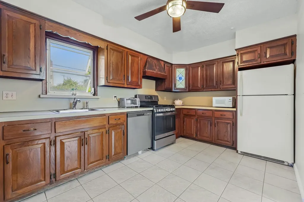 88 Stephenson Boulevard New Rochelle NY 10801