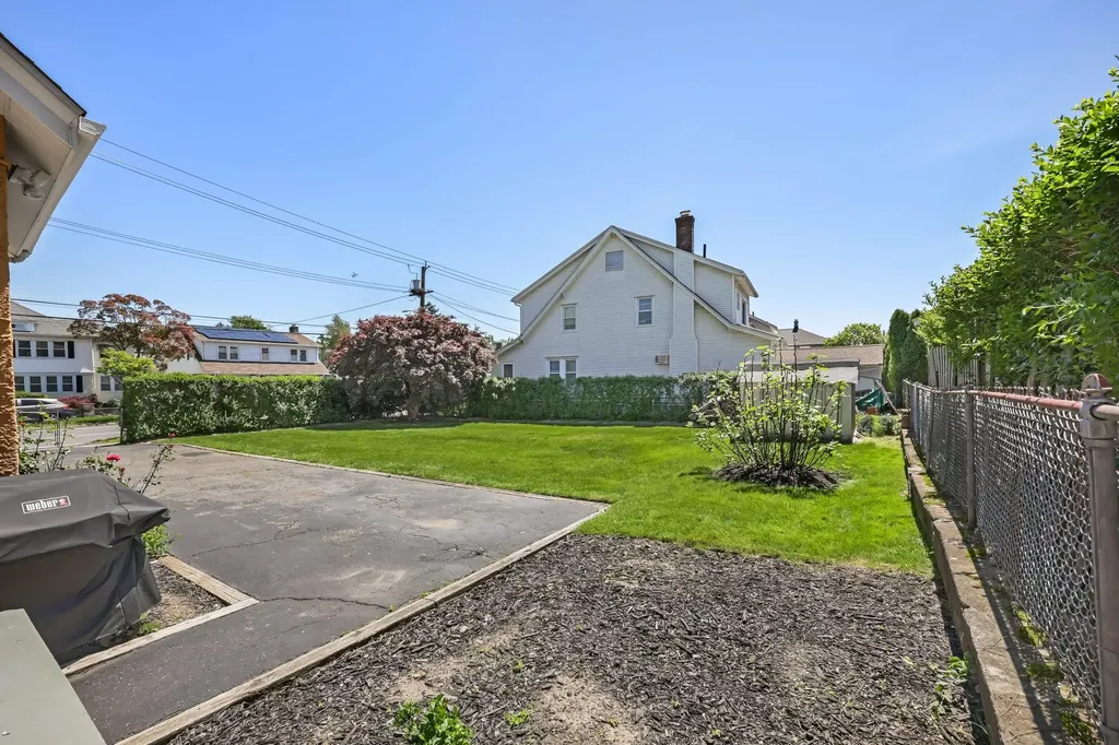 88 Stephenson Boulevard New Rochelle NY 10801