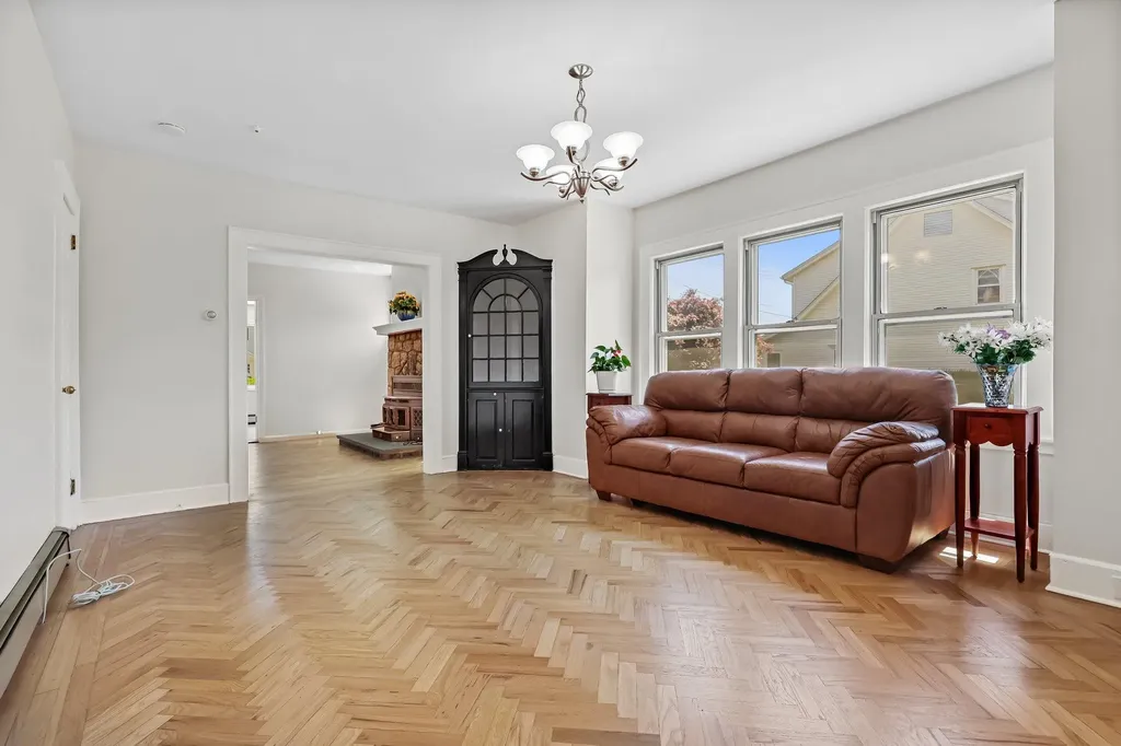 88 Stephenson Boulevard New Rochelle NY 10801