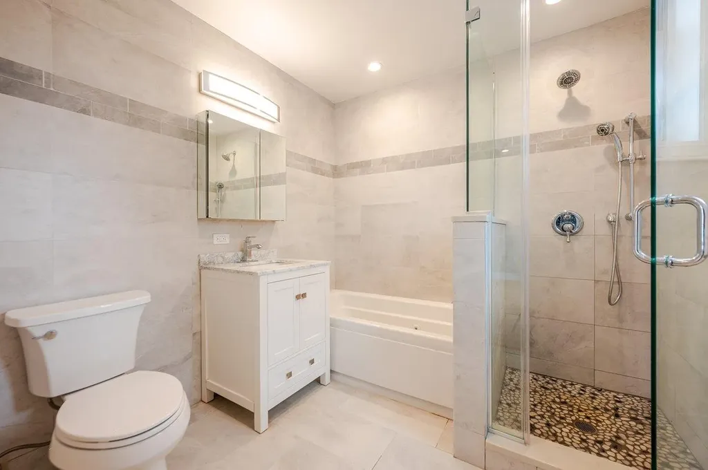 661 W Broadway Long Beach NY 11561
