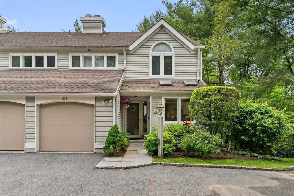41 Boulder Ridge Road Scarsdale NY 10583
