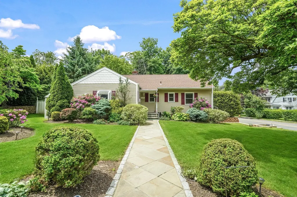 114 Longview Avenue White Plains NY 10605
