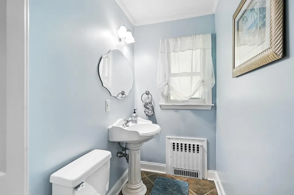 114 Longview Avenue White Plains NY 10605