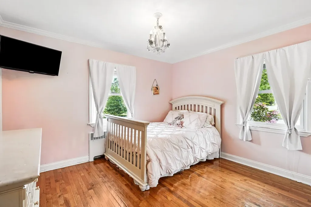 114 Longview Avenue White Plains NY 10605