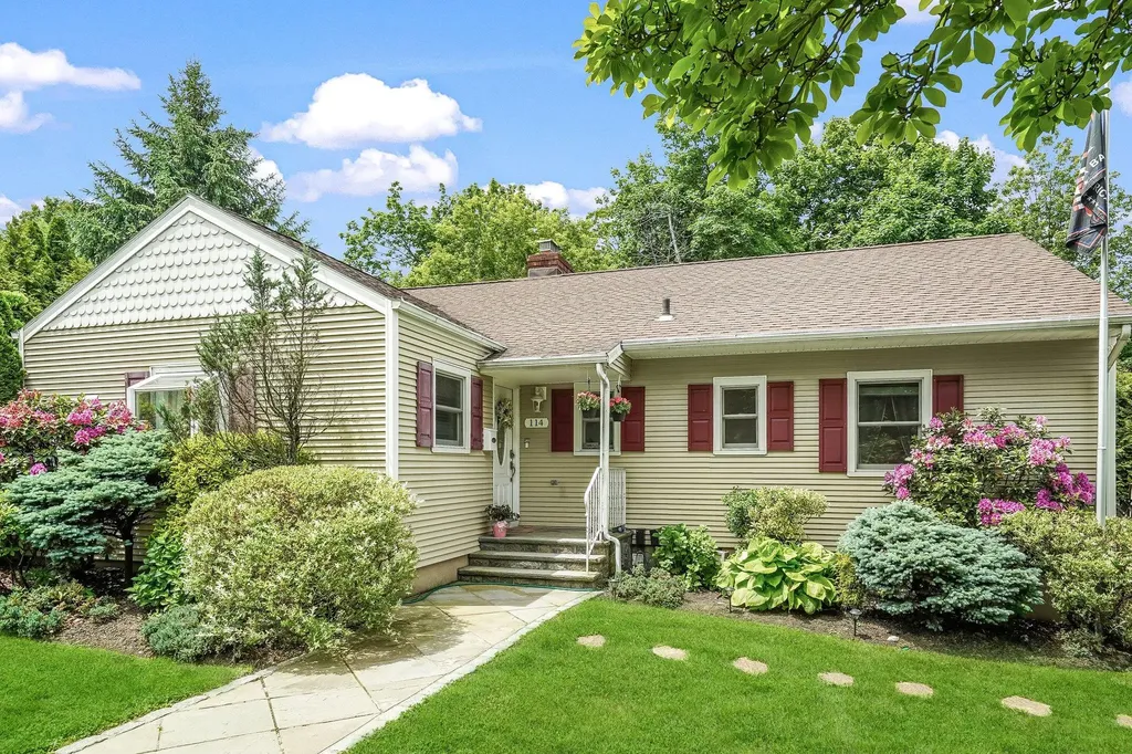 114 Longview Avenue White Plains NY 10605