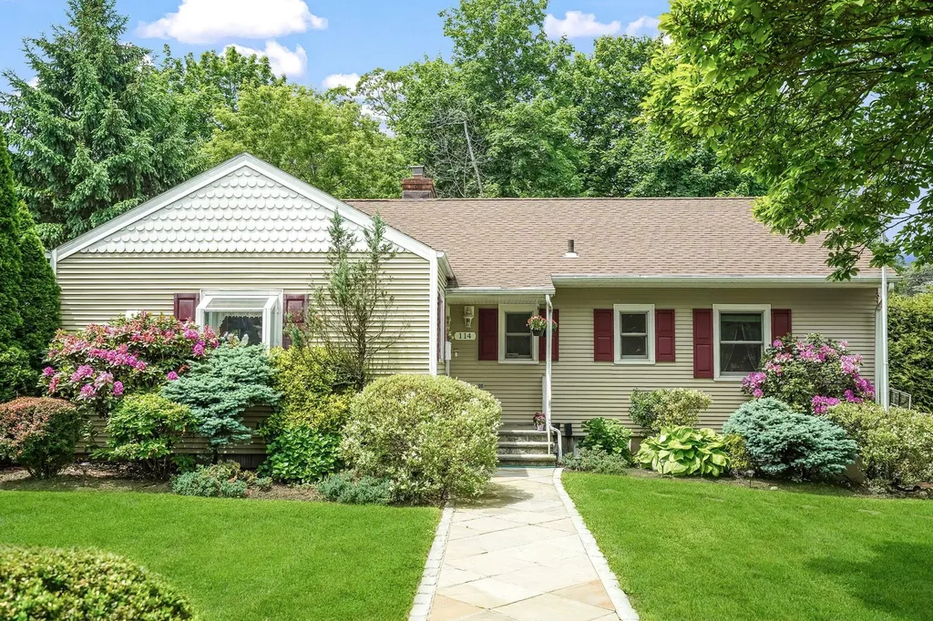 114 Longview Avenue White Plains NY 10605