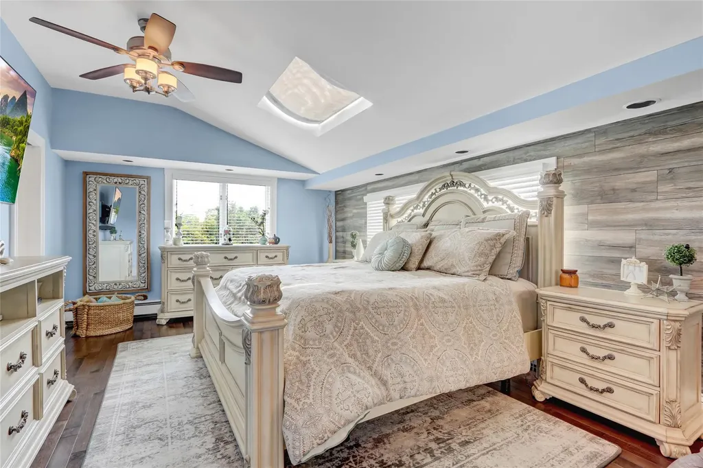 224 Biltmore Boulevard Massapequa NY 11758