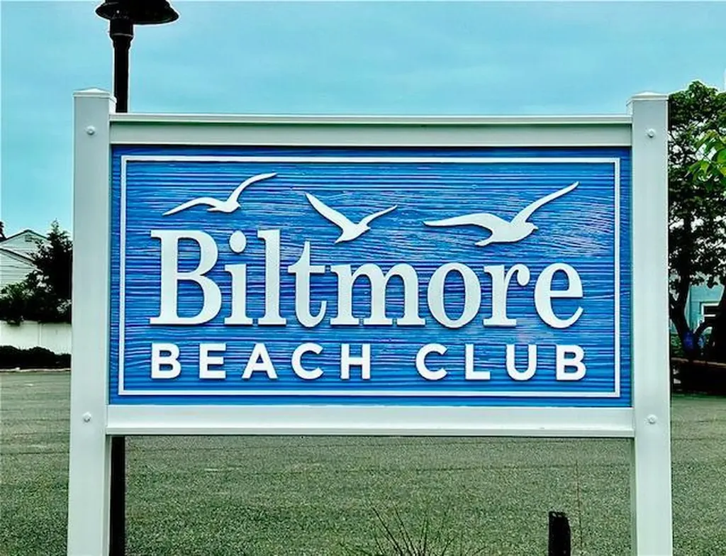 224 Biltmore Boulevard Massapequa NY 11758