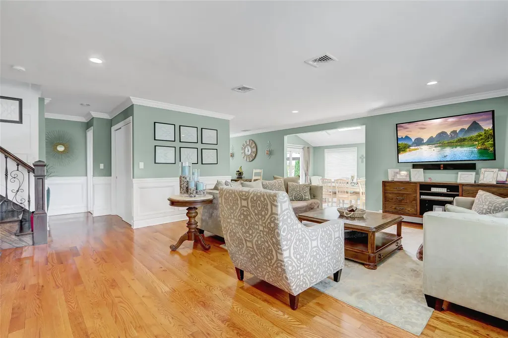 224 Biltmore Boulevard Massapequa NY 11758