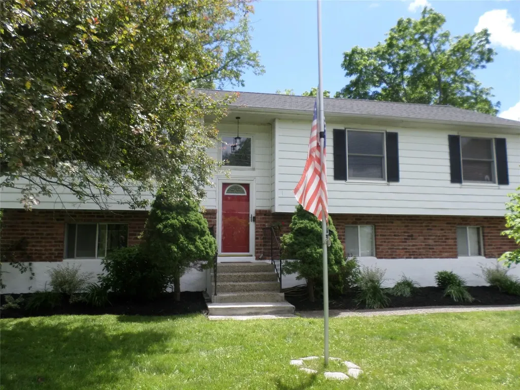 18 Ryerson Road New Hampton NY 10958