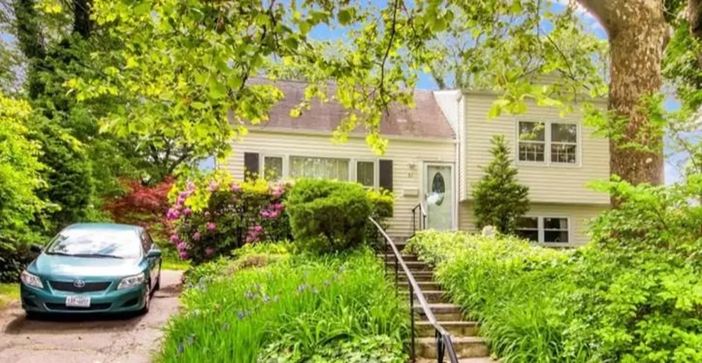 61 Kincaid Drive Yonkers NY 10710