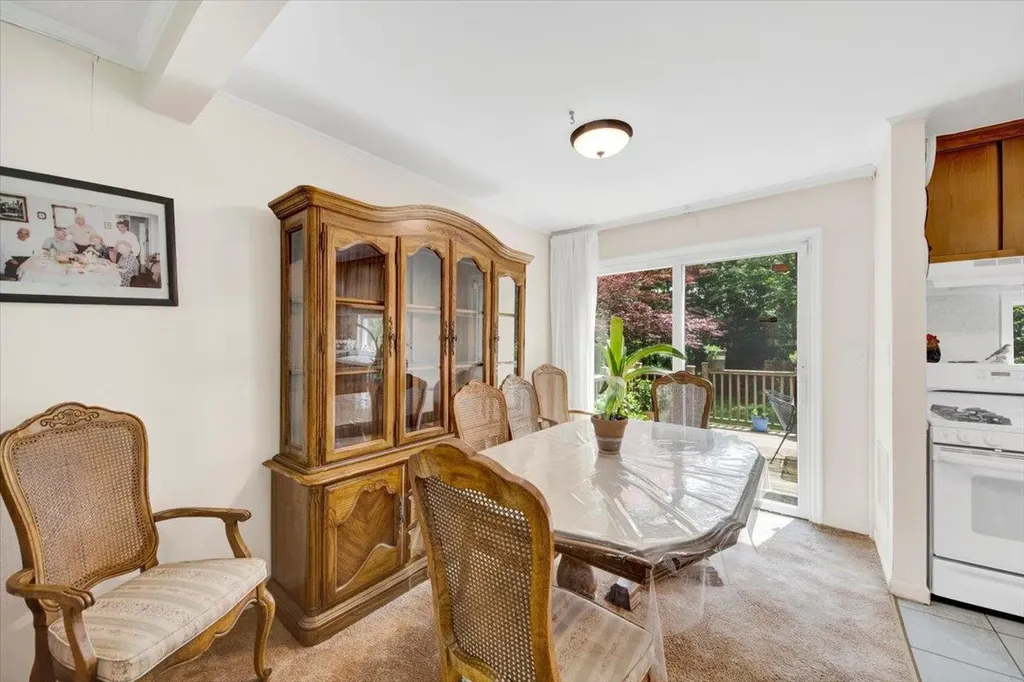 61 Kincaid Drive Yonkers NY 10710