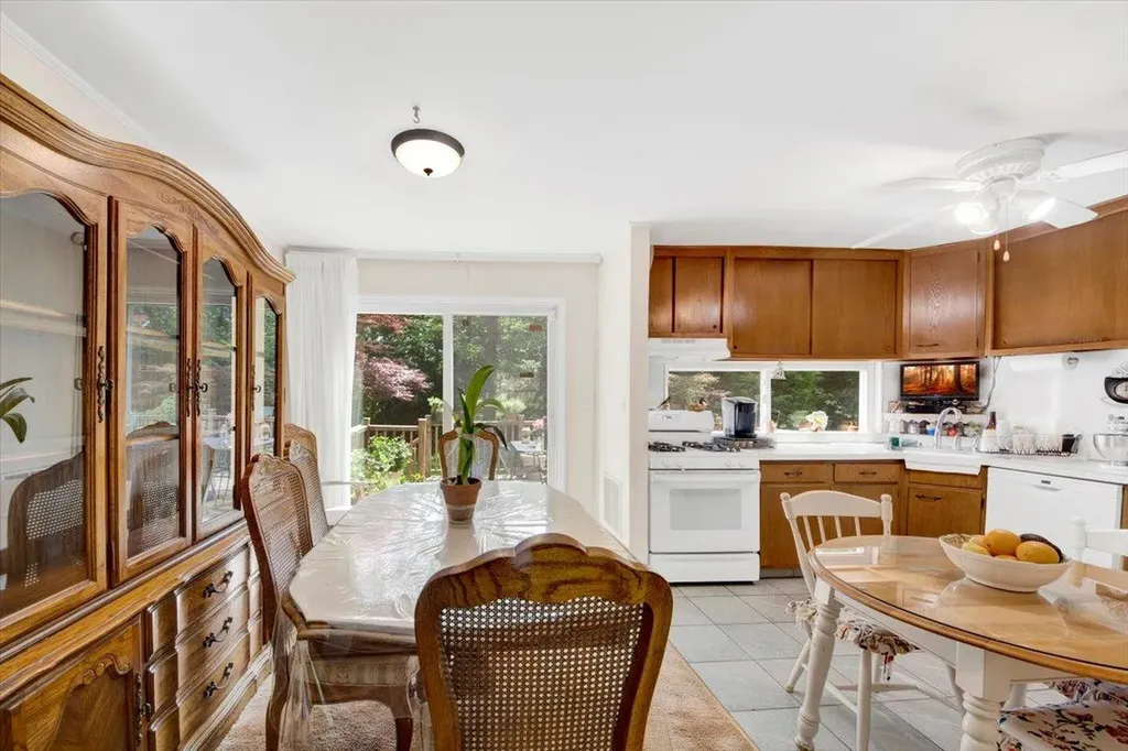 61 Kincaid Drive Yonkers NY 10710