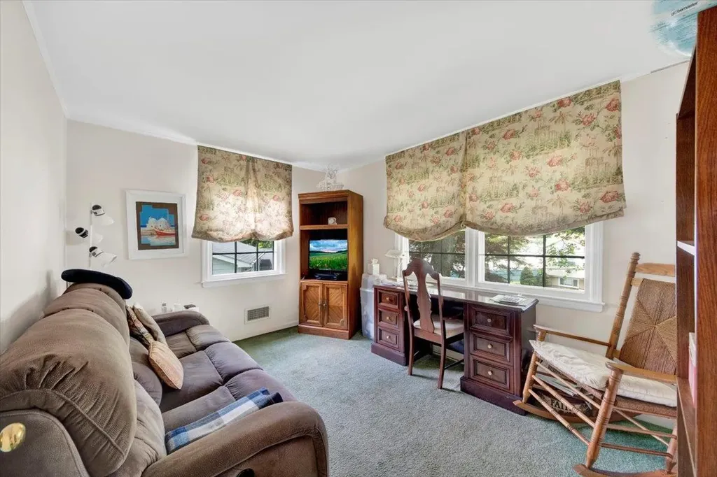 61 Kincaid Drive Yonkers NY 10710