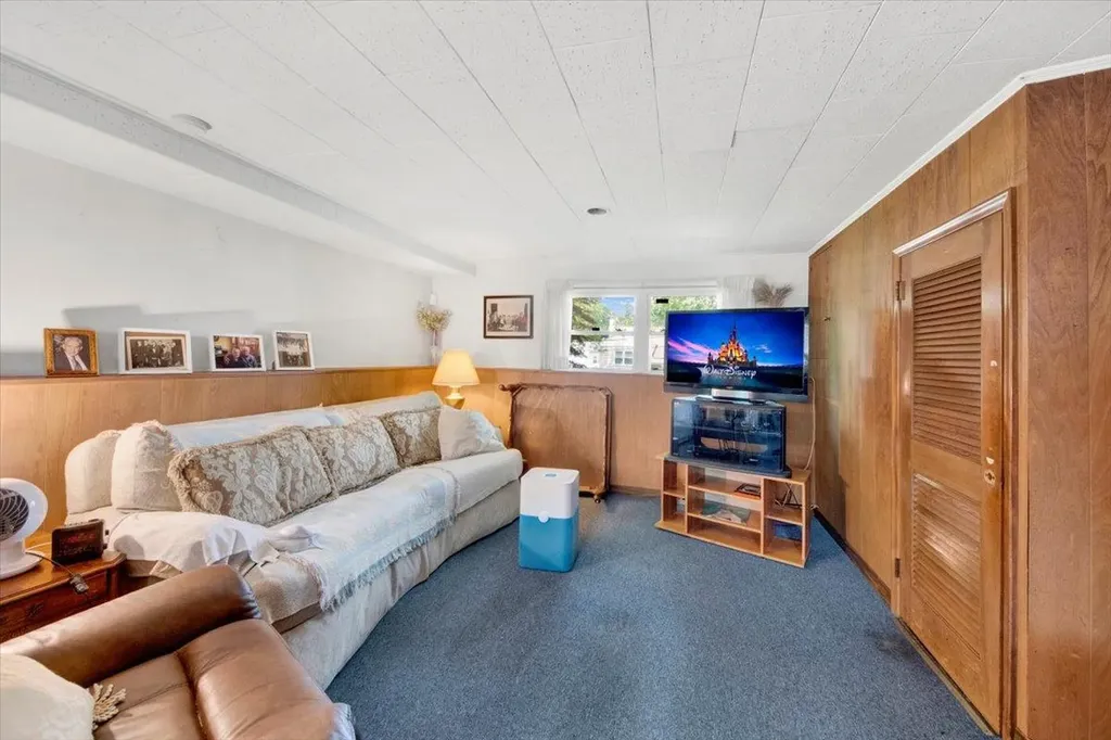 61 Kincaid Drive Yonkers NY 10710