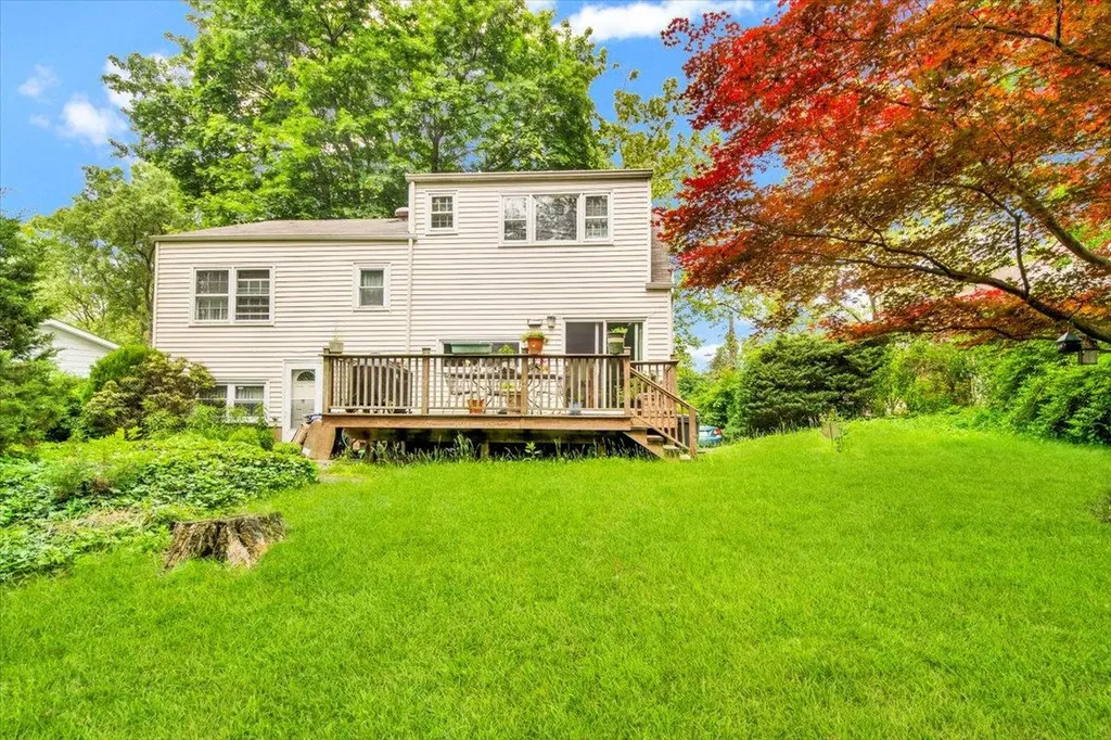 61 Kincaid Drive Yonkers NY 10710