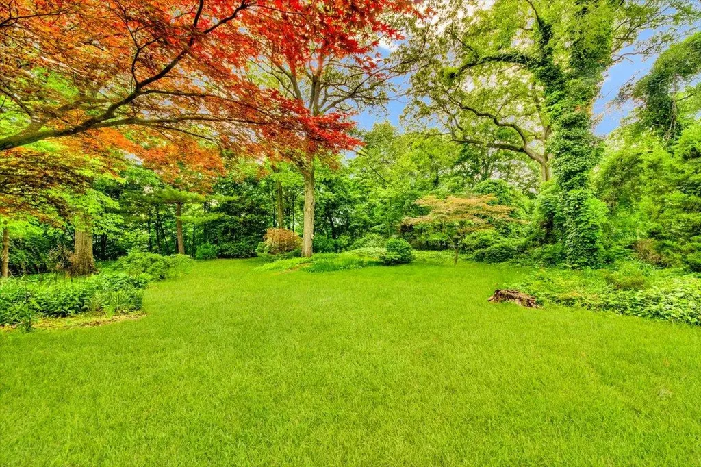 61 Kincaid Drive Yonkers NY 10710