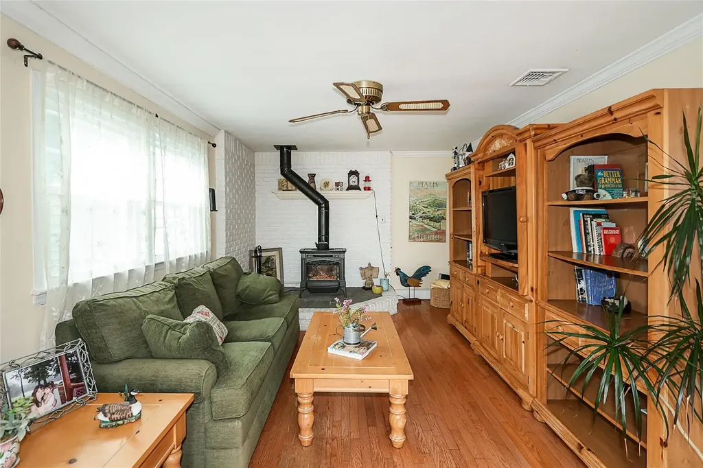 342 Northern Boulevard Saint James NY 11780